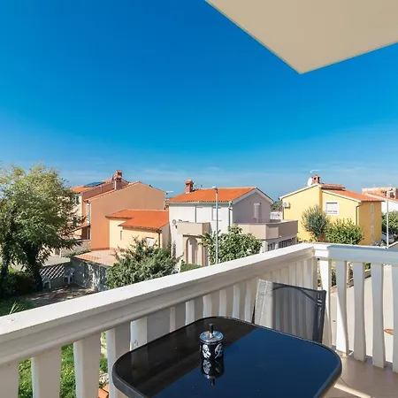 Ivan Apartment *